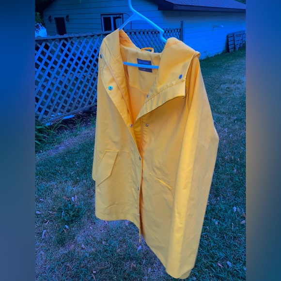 New with tags large real yellow raincoat - Picture 7 of 11